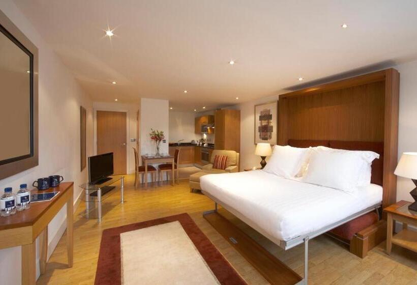 Студия Стандарт, Marlin Apartments  London Bridge Empire Square