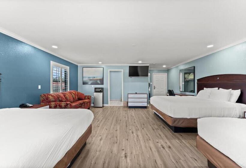 Люкс Superior, Executive Inn & Suites Magnolia