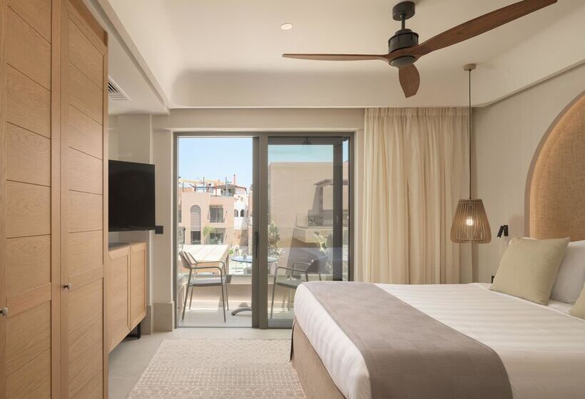 Полулюкс, Paralos Venus Suites Adults Only