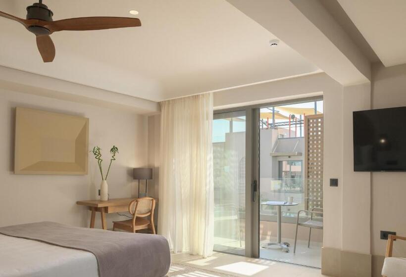 Полулюкс, Paralos Venus Suites Adults Only