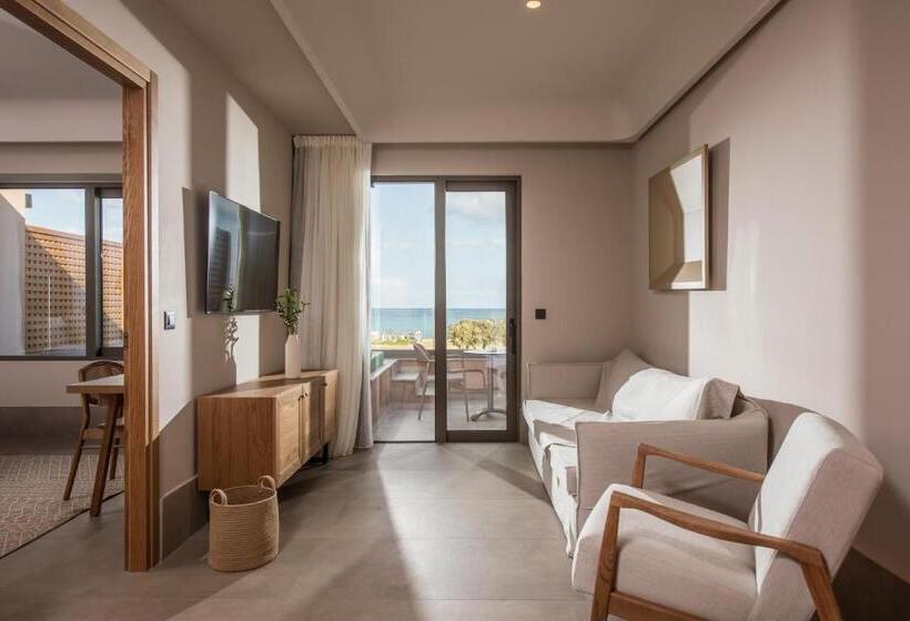 Люкс с Бассейном, Paralos Venus Suites Adults Only