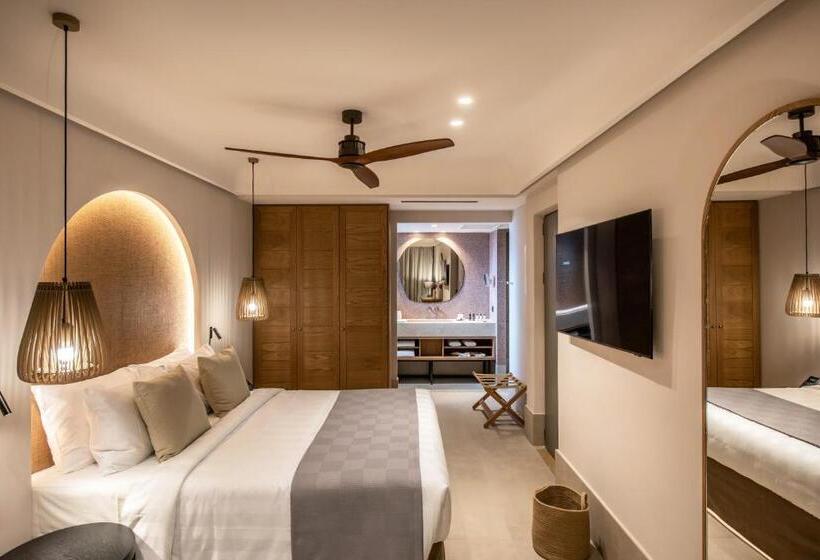 Номер Стандарт, Paralos Venus Suites Adults Only