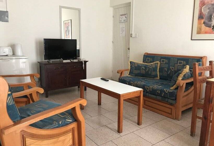 Апартаменты 1 Спальня Вид на Бассейн, M Boutique Hotel   Designed For Adults