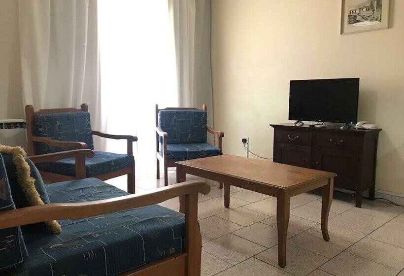 Апартаменты 2 спальни Вид на Бассейн, M Boutique Hotel   Designed For Adults