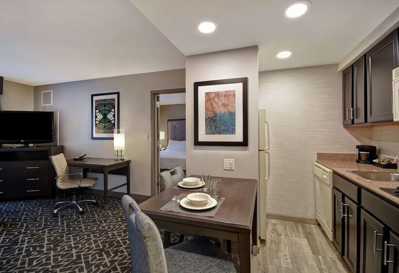스탠다드 스튜디오 더블 침대, Homewood Suites By Hilton Edgewater