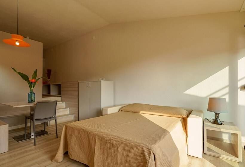Апартаменты Комфорт 1 Спальня, Residence Solemaremma