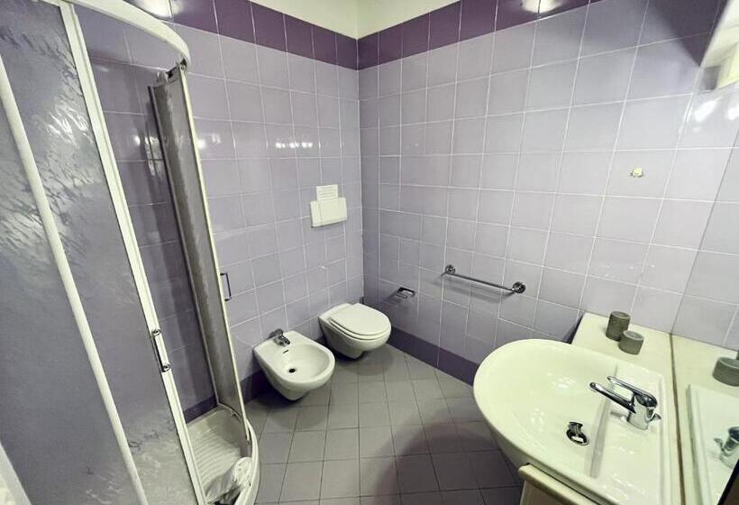 1 Bedroom Apartment Lake View, Residence Virgilio