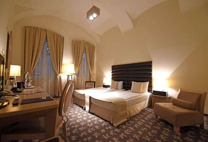 수피리어 룸, Buda Castle Hotel Budapest