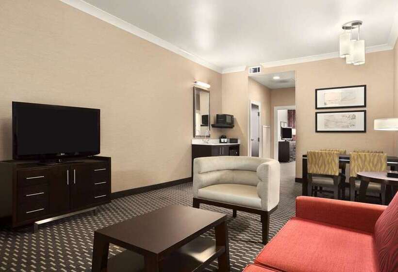 프리미엄 스위트, Embassy Suites By Hilton Hampton Convention Center