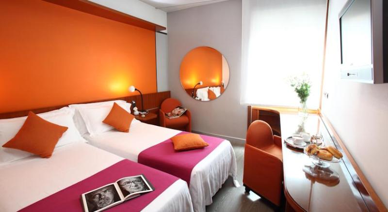 带大床的套房, Holiday Inn Express Dandridge By Ihg