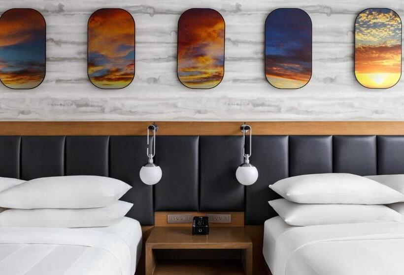 장애인을 위한 스탠다드 룸, Marriott New York Jfk Airport