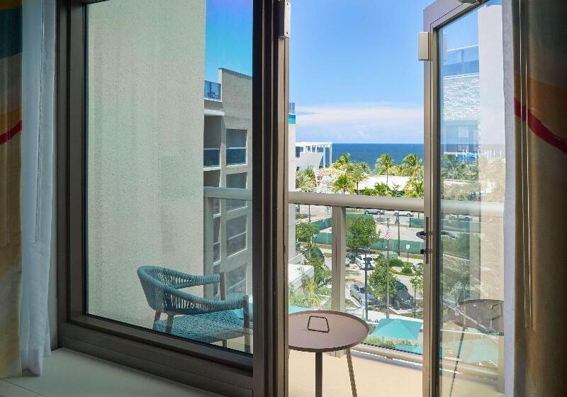 스탠다드 룸 킹사이즈 침대, Tru By Hilton Pompano Beach Pier