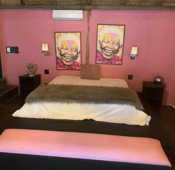 Люкс, Hippomoon Lodge Game Reserve