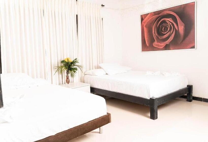 스탠다드 트리플 룸, Finca Hotel La Quinta De Torrione