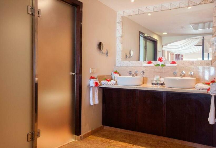 Клубный люкс с видом на море, Majestic Elegance Punta Cana - All Inclusive