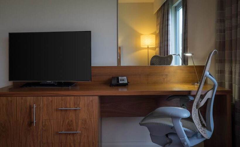 اتاق استاندارد, Hilton Garden Inn Luton North, United Kingdom