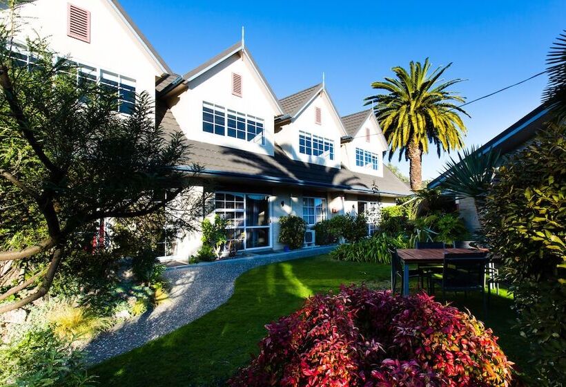Апартаменты 3 Спальни, Asure Colonial Lodge Motel