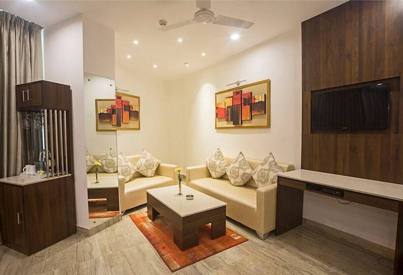 套房, Shanti Palace Mahipalpur