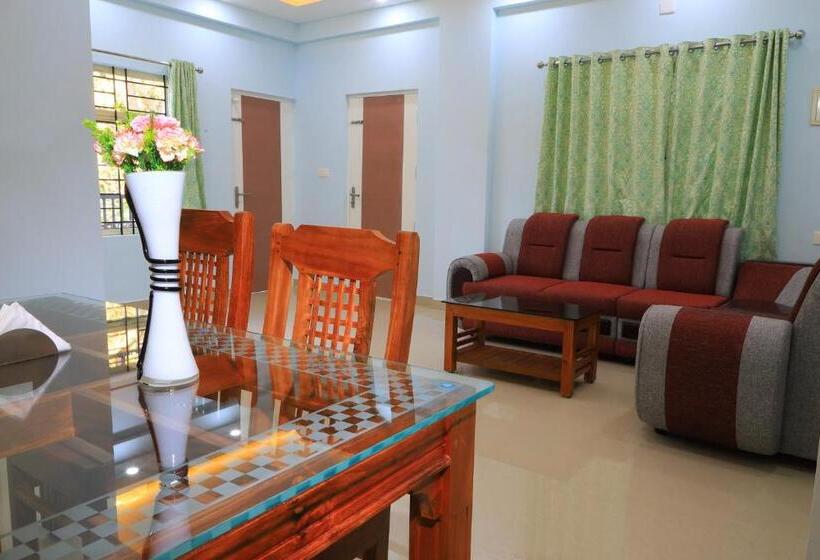 Апартаменты 3 Спальни, T Homes Thekkady