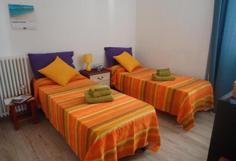 اتاق استاندارد, B&b Luce Viola