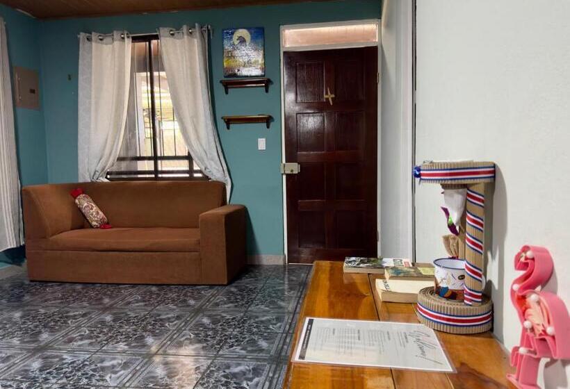 スタンダードトリプルルーム, Casa Quepos