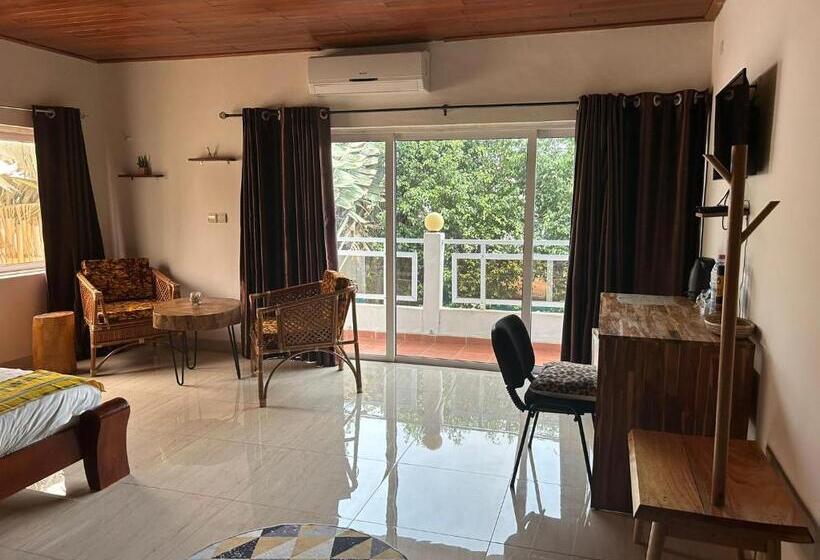 اتاق استاندارد با تخت بزرگ, L'oasis Guesthouse