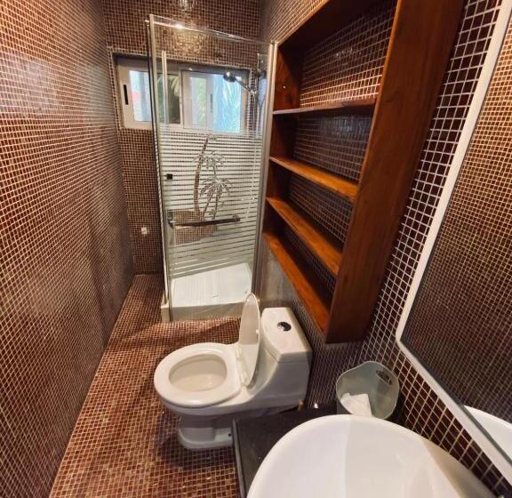 اتاق استاندارد, L'oasis Guesthouse