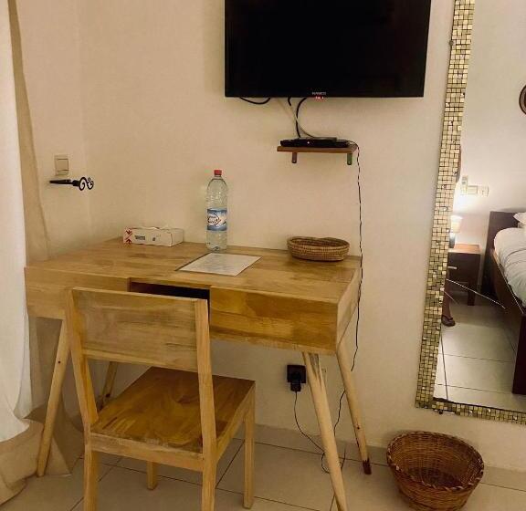 اتاق استاندارد, L'oasis Guesthouse