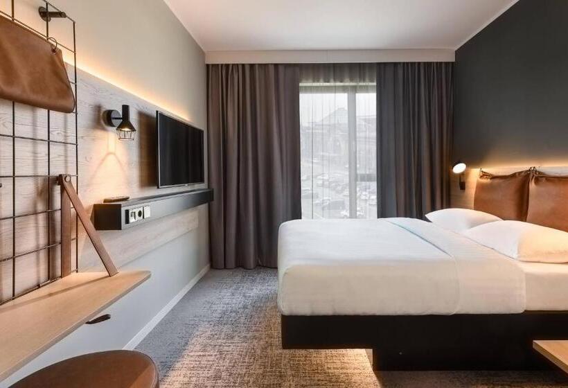 Номер Стандарт, Moxy Dresden Neustadt