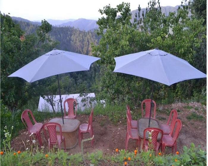 디럭스 룸, Himview Camp Mukteshwar