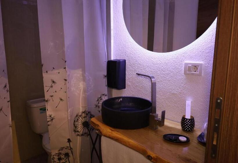 اتاق سوپریور با تخت بزرگ, Mi Casa