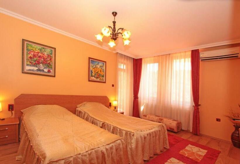 اتاق استاندارد, Family Hotel Silvestar