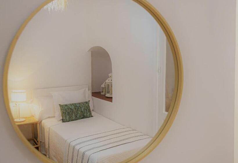 １階のスタンダードルーム, Hostal La Calzada