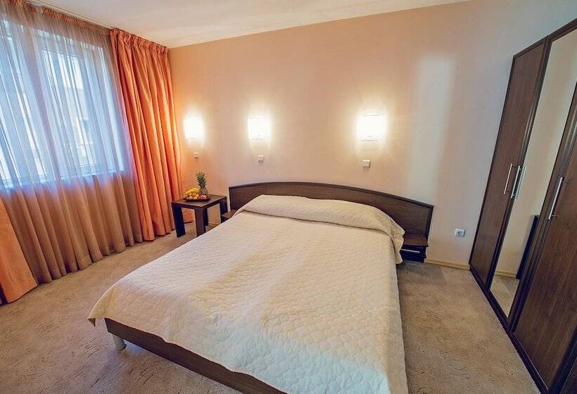 اتاق استاندارد با بالکن, Family Hotel Gran Ivan
