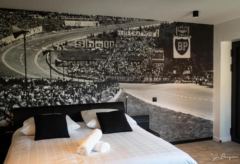 Номер Superior, La Reine Hôtel, City Centre