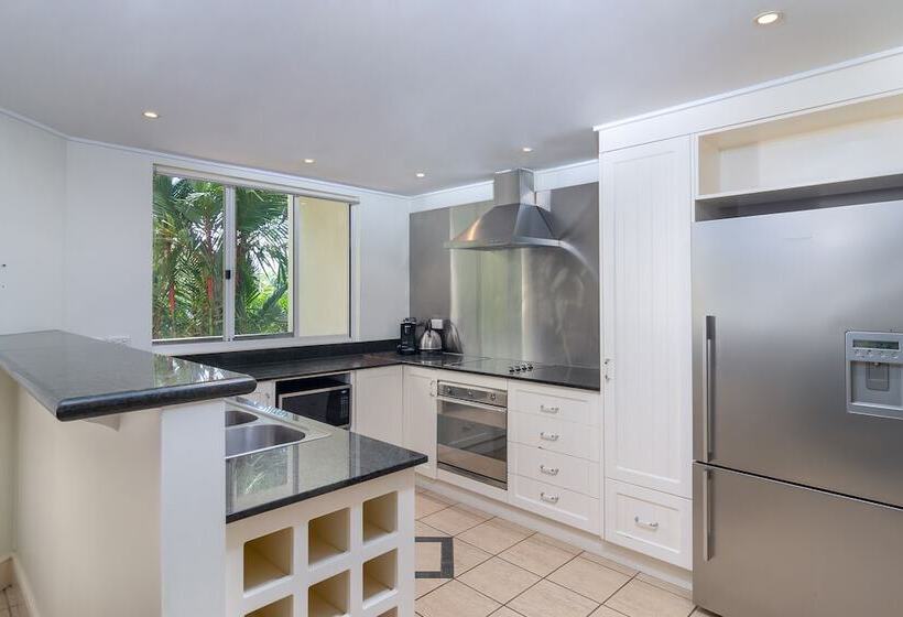 Апартаменты 1 Спальня, Mandalay Luxury Beachfront Apartments