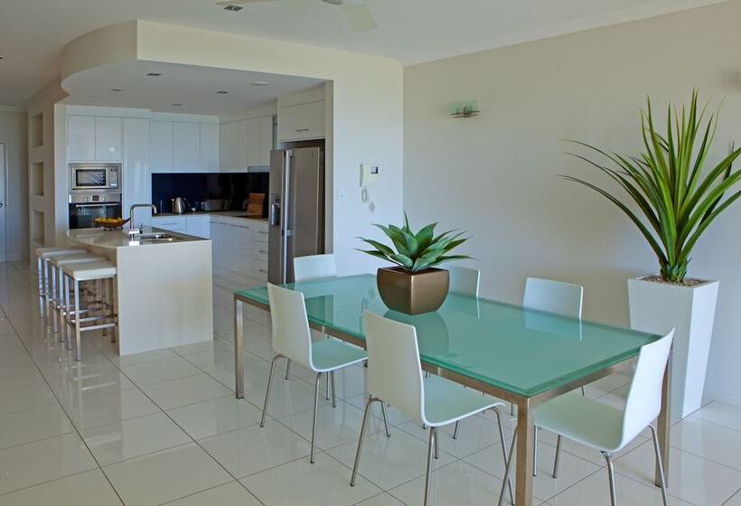 침실 2개 바다 전망 아파트, Vue Apartments Trinity Beach