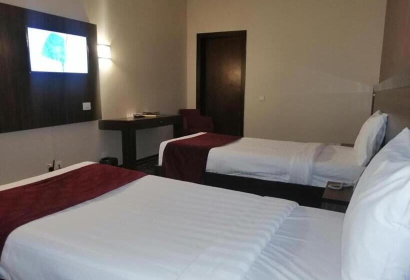 Quarto Estandar, Hayah Golden