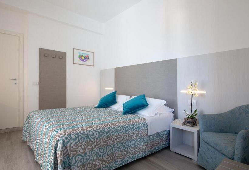 Quarto Estandar, Sole
