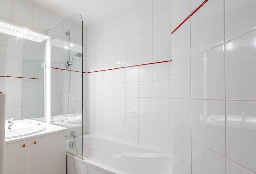 Апартаменты 3 Спальни, Madame Vacances Residence Les Jardins De La Vanoise