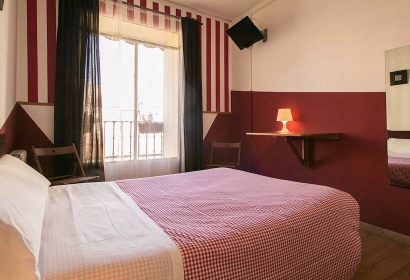 اتاق استاندارد با سرویس بهداشتی مشترک, Hostal La  Casa  De La  Plaza