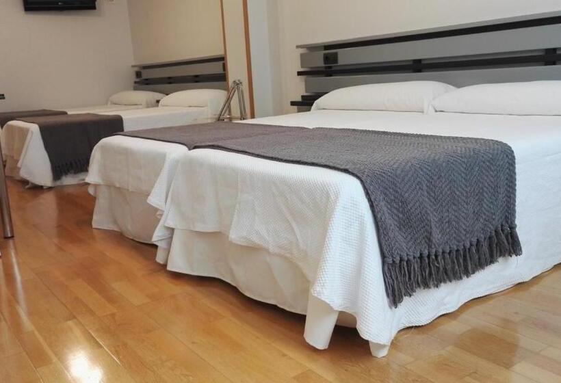 4인용 스탠다드 룸, Toctoc Rooms