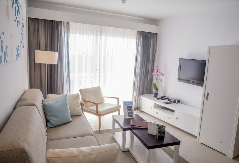Апартаменты Семейные 1 Спальня, Santa Barbara Golf and Ocean Club