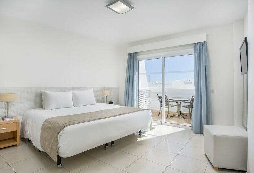 Семейные Апартаменты 3 Спальни, Santa Barbara Golf and Ocean Club