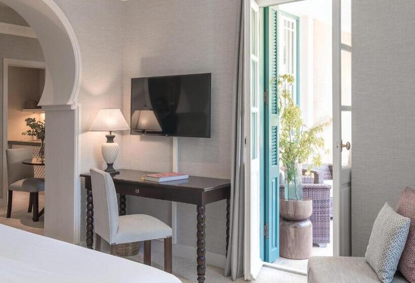 سوییت سوپریور, The Kefalari Suites