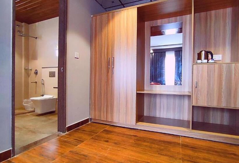行政三人间, Shrigo Hotel Nathdwara