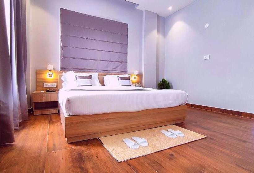 行政三人间, Shrigo Hotel Nathdwara