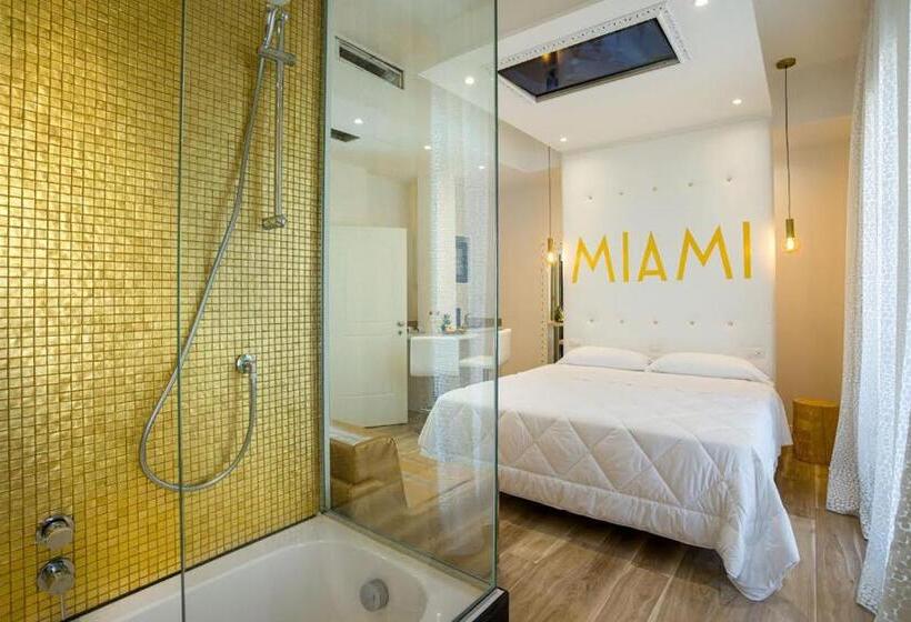 Полулюкс Боковой Вид на Море, Miami Suite