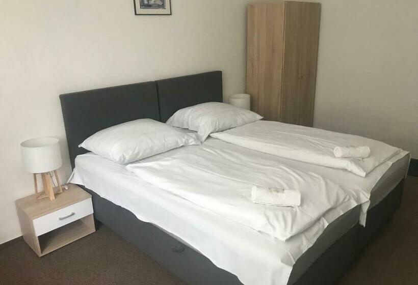 Номер Стандарт, Pension Berten Strašice