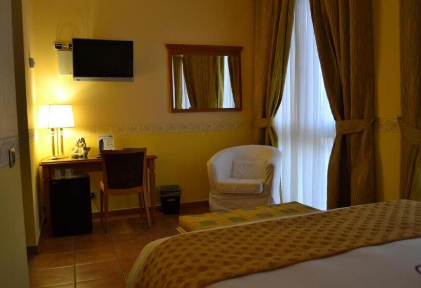 اتاق رویال, Seccy Hotel Boutique Art & Museum